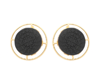 Black Onyx Stud Earrings – Gold-Plated Engraved Circle Design