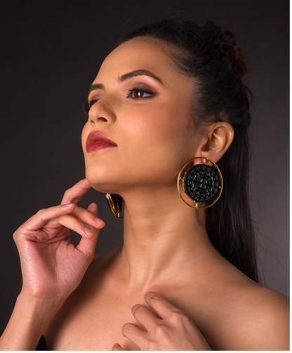 Black Onyx Stud Earrings – Gold-Plated Engraved Circle Design