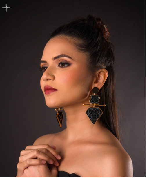 Black Onyx Geometric Earrings – Gold-Plated Floral & Diamond Design