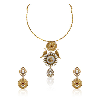 Temple Heritage Necklace Set – Kundan Work with Antique Gold Finish
