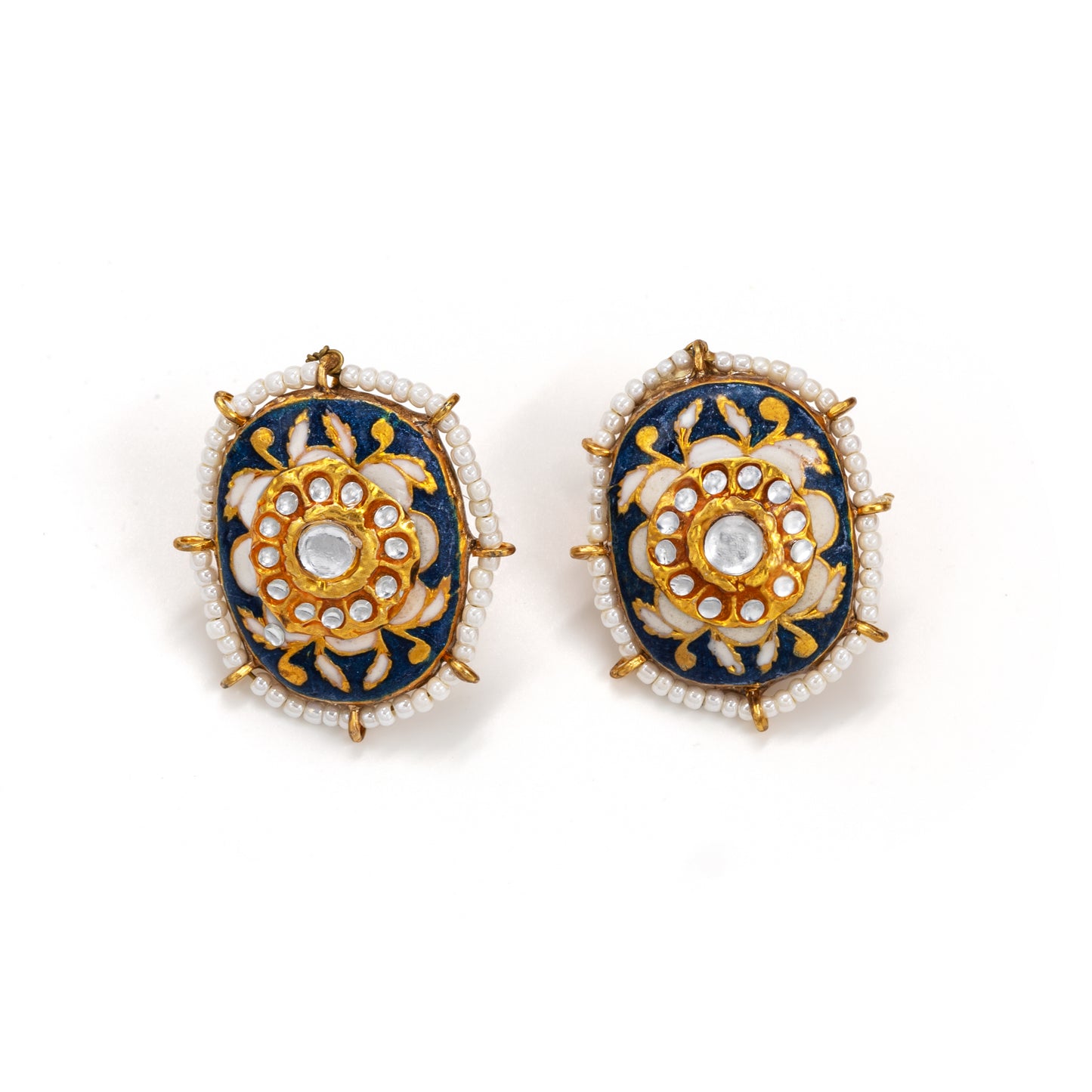 Black & White Meenakari Stud Earrings – Kundan Floral with Pearl Edge