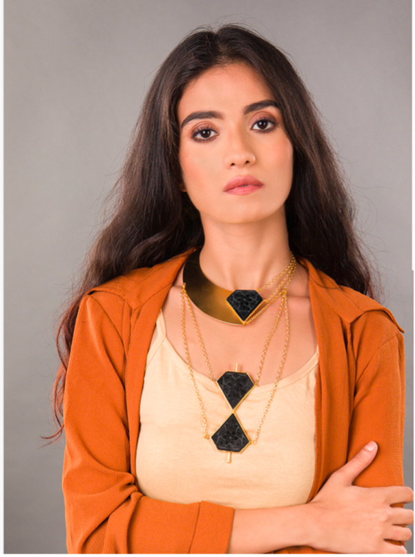 Black Onyx Layered Necklace – Gold-Plated Crescent & Diamond Design